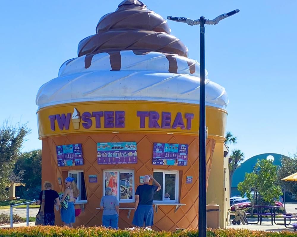 A large ice cream cone shaped building in New Smyrna Beach