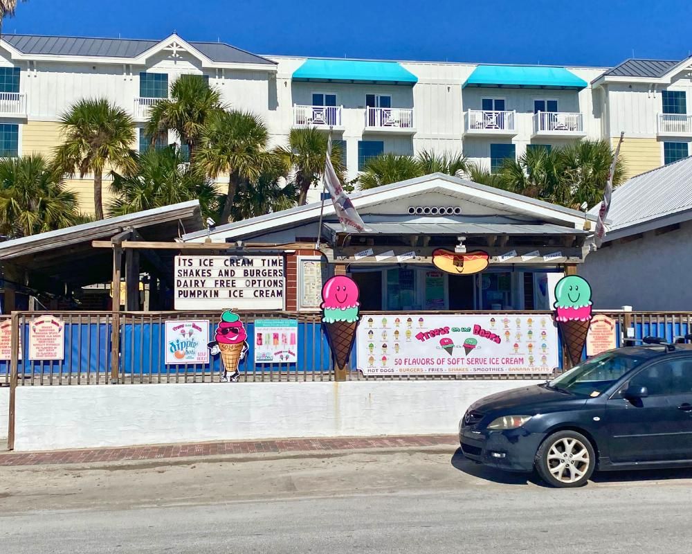 Treats on the Beach Ice Cream Shop in NSB